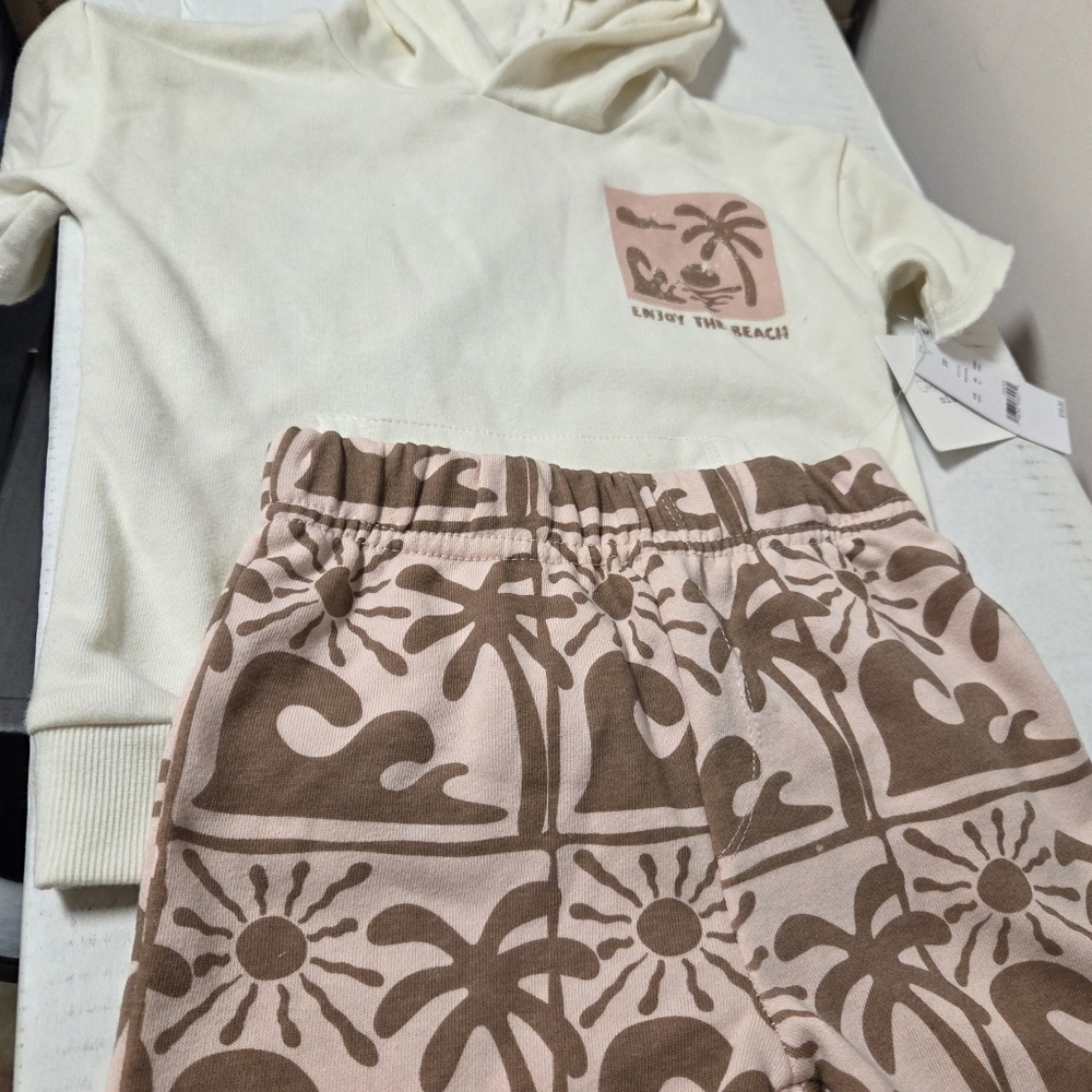 Grayson Mini 3T Two-Piece Set – Cream Short-Sleeve Hoodie & Pink Palm Tree Print - Picture 5 of 7